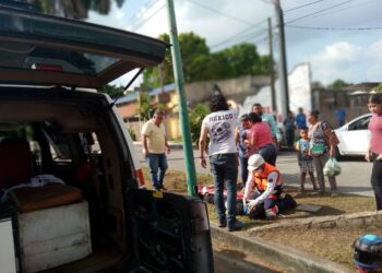 Atiende SAE a un menor atropellado en la central oriente