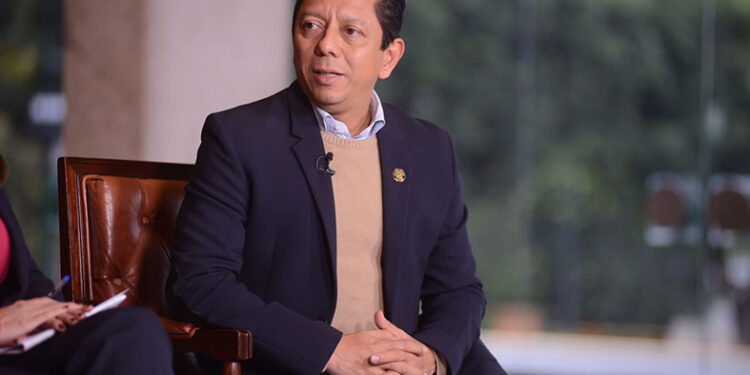 Reconoce el trabajo y resultados legislativos