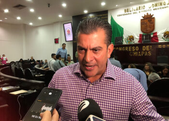 Parte de la agenda de Yamil Melgar Bravo