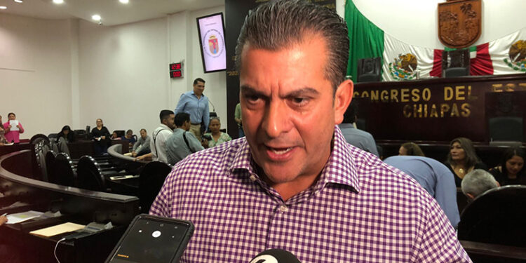 Parte de la agenda de Yamil Melgar Bravo