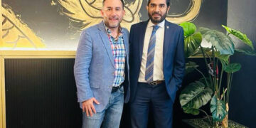 RATIFICA EL COMPROMISO DE SEGUIR SUMANDO ESFUERZOS