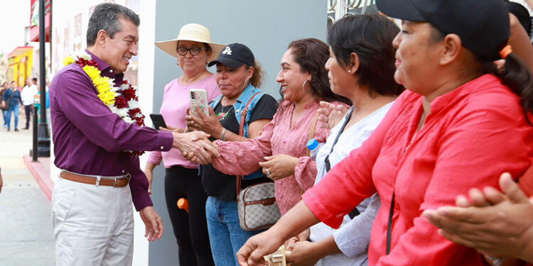 Inaugura el Parque Central de Jiquipilas