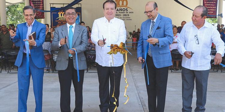 Inaugura domo en 1ª Iglesia del Nazareno