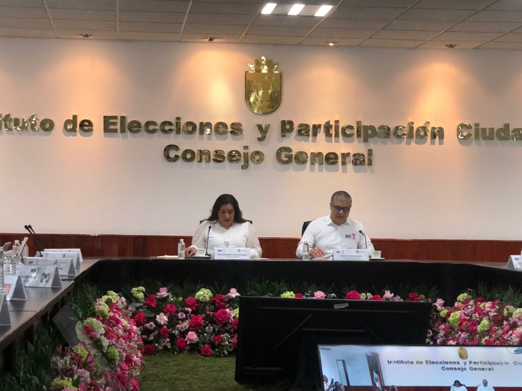 El 02 de junio los chiapanecos elegirán al titular de la gubernatura, 24 diputaciones por mayoría relativa, así como 123 presidencias municipales y sus respectivos cabildos.