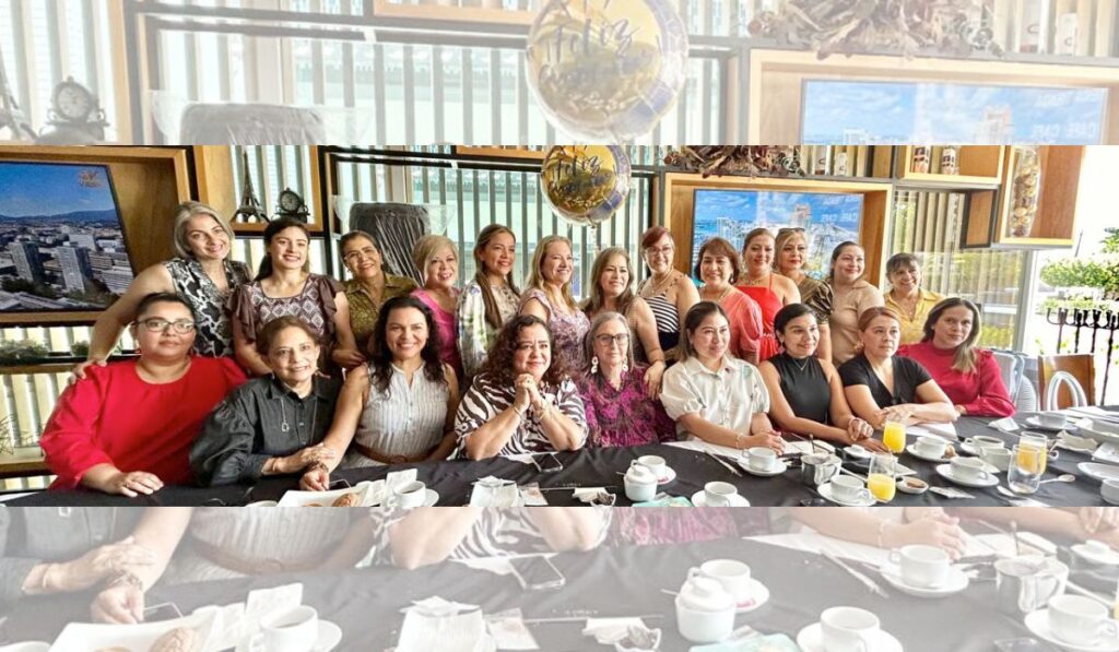 En un ambiente festivo y lleno de amor, Karla Chacón celebró su cumpleaños con amigas de toda la vida en Vía Barletta.