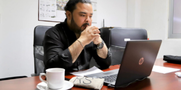 Surgen más voces tras caso Alfredo Ramírez Guzmán; denuncian promesas incumplidas y pactos rotos en el sector educativo.