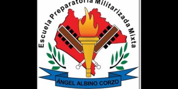 Señalan simulación y favoritismo en Preparatoria Bivalente Ángel Albino Corzo; además, la institución sigue en instalaciones prestadas.