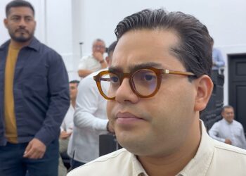 Investigan denuncia por presunto sobrecosto en obra del Ayuntamiento de Tuxtla Gutiérrez.