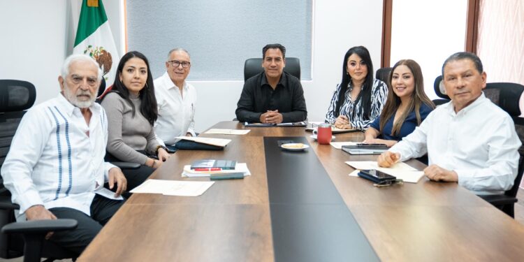 El mandatario anunció sanciones e inhabilitaciones para empresas con edificaciones inconclusas