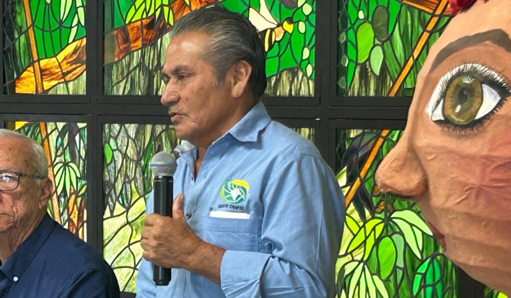 Señalaron que esta situación afecta la economía nacional, además que varios de ellos pasan sin ningún filtro de plagas