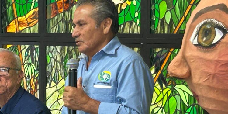 Señalaron que esta situación afecta la economía nacional, además que varios de ellos pasan sin ningún filtro de plagas