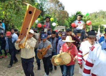 Los habitantes condenaron de humillante y discriminatoria de César López Gómez, quien condicionó la construcción de una obra