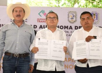 Firman convenio con 11 ayuntamientos y proyectan un centro para conservar recursos por el desarrollo de la zona norte de Chiapas.