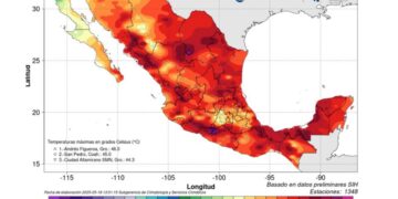 Una defunción por golpe de calor y 19 casos se han registrado en Chiapas durante la temporada; la ola de altas temperaturas continuará en los próximos días.