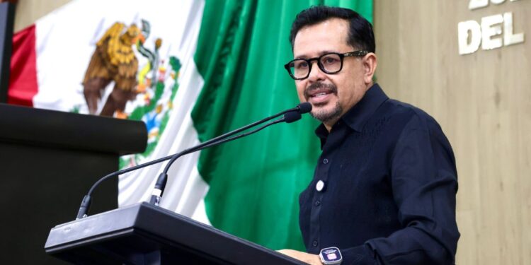 “Hoy, tenemos un gobierno que actúa en el marco del respeto a los derechos y ha devuelto la confianza ciudadana en las instituciones”, dijo.