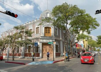 Policías municipales impiden el acceso a la fundación que tiene el comodato del inmueble.