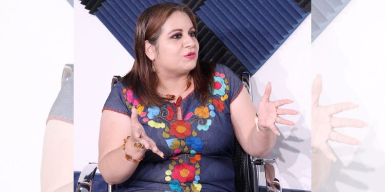 Propone justicia accesible, sin corrupción y con enfoque humano.