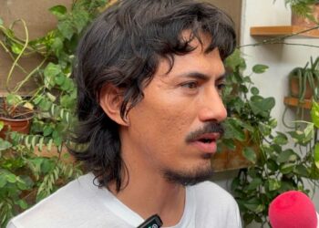 Señalan que otorga permisos a empresas para que modifiquen los espacios públicos sin importar que se vulnere la estabilidad de las personas, lo cual es un derecho humano.