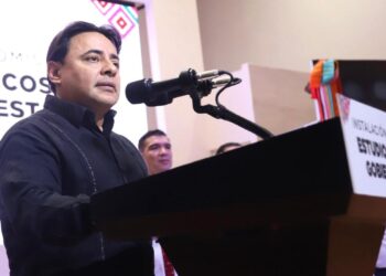 El magistrado encabezó la toma de protesta de la nueva Comisión de Estudios Jurídicos.
