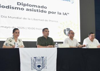 La UNACH y el Congreso del Estado inauguraron el curso con una conferencia magistral y un taller de verificación, con apoyo de la Unión Europea.