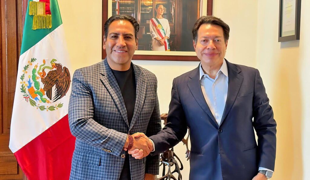 El gobernador y el titular de la SEP dialogan sobre infraestructura y agenda educativa para Chiapas.