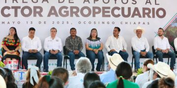 Eduardo Ramírez encabezó la entrega de insumos, árboles frutales y semillas para productores de la Selva.