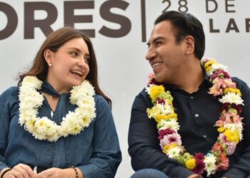 En Villaflores, Eduardo Ramírez y Valeria Rosales encabezaron la entrega de insumos agrícolas para fortalecer la autosuficiencia alimentaria y reactivar la economía rural.