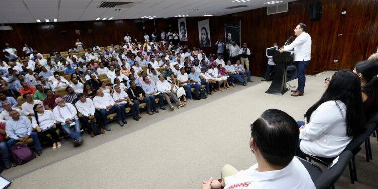 Municipios deben cumplir con lineamientos para garantizar acceso en comunidades marginadas: Gobernador