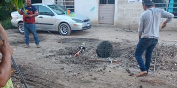 Vecinos de la Unidad Antorchista llevan más de dos semanas entre pestilencia, afectaciones y riesgo sanitario, sin recibir atención del organismo municipal.