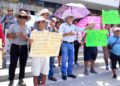 El presidente intentó frenar protesta del pasado domingo con promesas y publicidad.