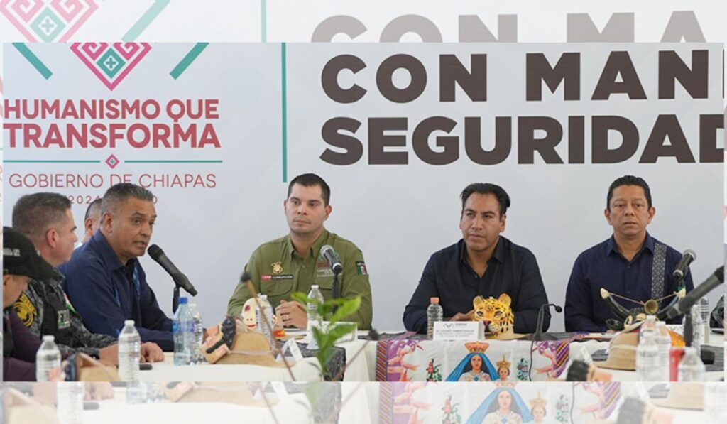 Junto al gobernador del estado y el fiscal de Chiapas, llevaron a cabo una reunión de trabajo.
