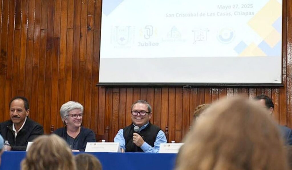 El rector Oswaldo Chacón Rojas, se reunió con alumnos y autoridades de Juniata College.