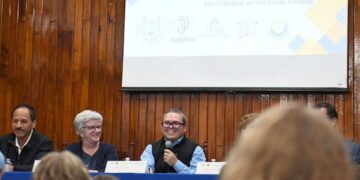 El rector Oswaldo Chacón Rojas, se reunió con alumnos y autoridades de Juniata College. 