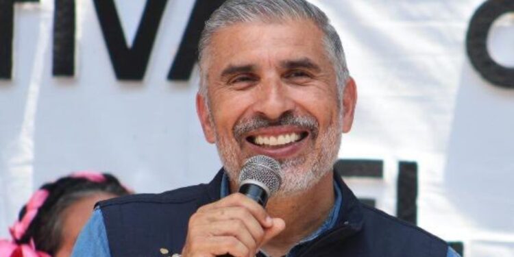 El gobernador ha entendido que gobernar ya no es imponer, sino comunicar, socializar y construir con la gente. Una lección que el presidente municipal Ángel Torres Culebro haría bien en aprender: gobernar sin diálogo ya no es opción.