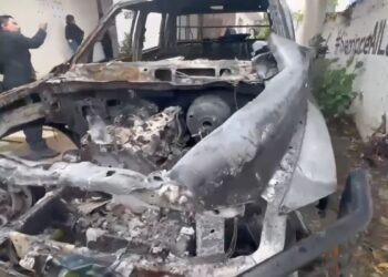 Fiscalía y SSP investigan homicidio de cinco elementos en Frontera Comalapa; hallaron más de 200 impactos de bala.
