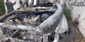 Fiscalía y SSP investigan homicidio de cinco elementos en Frontera Comalapa; hallaron más de 200 impactos de bala.