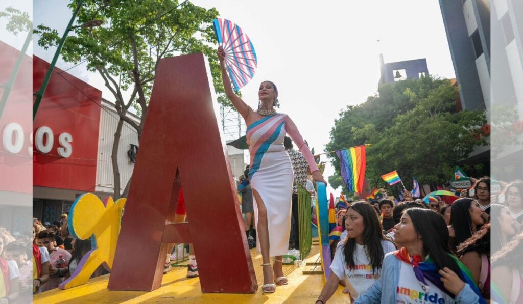 La comunidad LGBTTTIQ+ resignificó la palabra “mampo” en el MamPride 2025, una marcha histórica que celebró la diversidad con Alejandra Bogue como ícono y la presencia inédita de un gobernador.