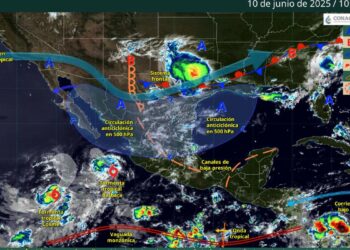Prevén lluvias intensas, descargas eléctricas, vientos fuertes y oleaje elevado en la costa.