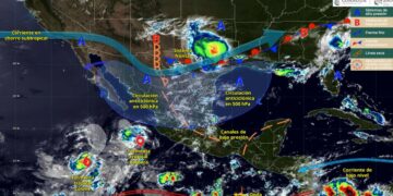 Prevén lluvias intensas, descargas eléctricas, vientos fuertes y oleaje elevado en la costa.