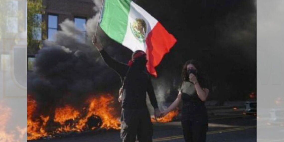 Ya como presidenta constitucional, Claudia Sheinbaum pidió a migrantes manifestarse contra el impuesto a remesas.