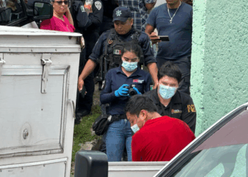 Autoridades investigan a su pareja sentimental como principal sospechoso del crimen.