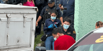 Autoridades investigan a su pareja sentimental como principal sospechoso del crimen.