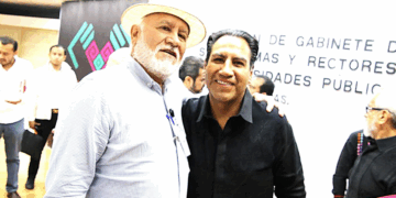 Mi conducta profesional está disponible para ser investigada por cualquier interesado, advierto que no he estado involucrado en actos de corrupción ni en litigios legales.