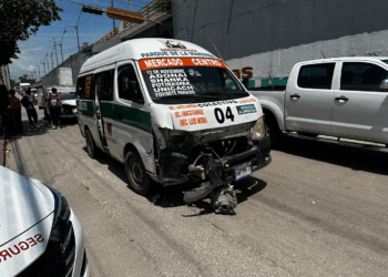 Colisión en el Libramiento Norte generó caos vial y daños materiales.