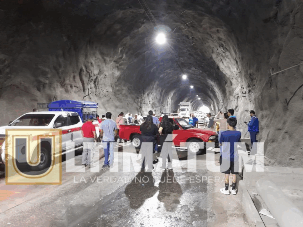 Dos vehículos colisionaron en el túnel Muñiz, entre San Fernando y Chicoasén.