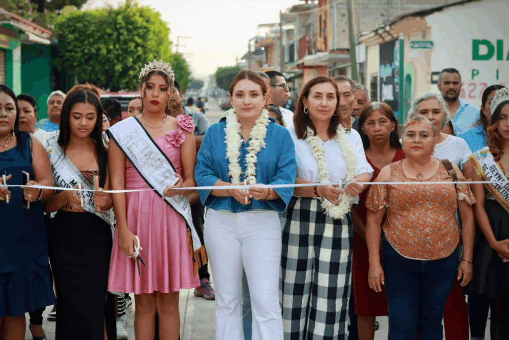 La obra fue entregada durante las festividades al patrono de la colonia en Villaflores.