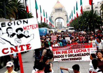 La CNTE, con fuerza en Chiapas, Oaxaca y Guerrero, expresó su desacuerdo con los recientes decretos presidenciales anunciados por Claudia Sheinbaum.