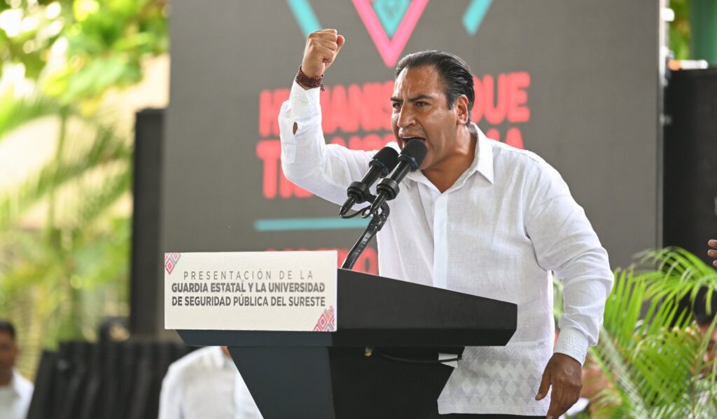 Gobernador presentó nueva corporación y universidad policial para profesionalizar la seguridad.