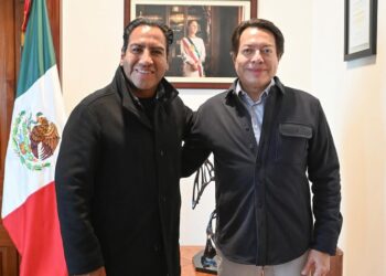 Gobernador y Mario Delgado dialogaron con la Sección 7 del SNTE-CNTE en Chiapas.