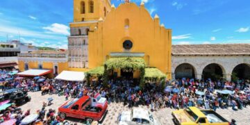 Prohíben narcocorridos y exhibicionismo en desfile de feria en Comitán.